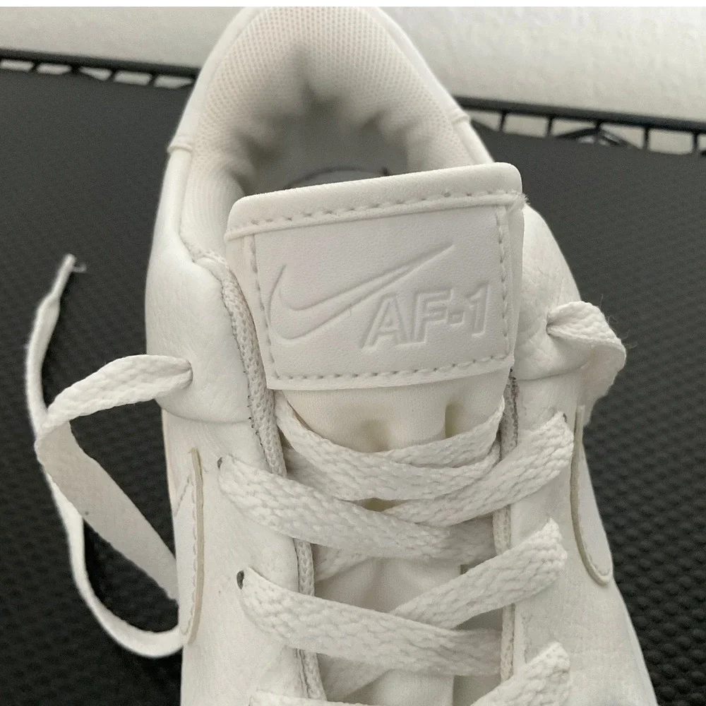 Nike Air Force 1 Sage Low Triple White Women 9.5 Platform Sneakers AR5339-100